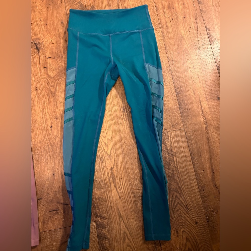 Teal blue buff bunny high waisted leggings